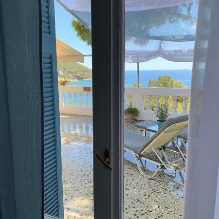 Villa Loula Apartment II Poros Town Exterior photo