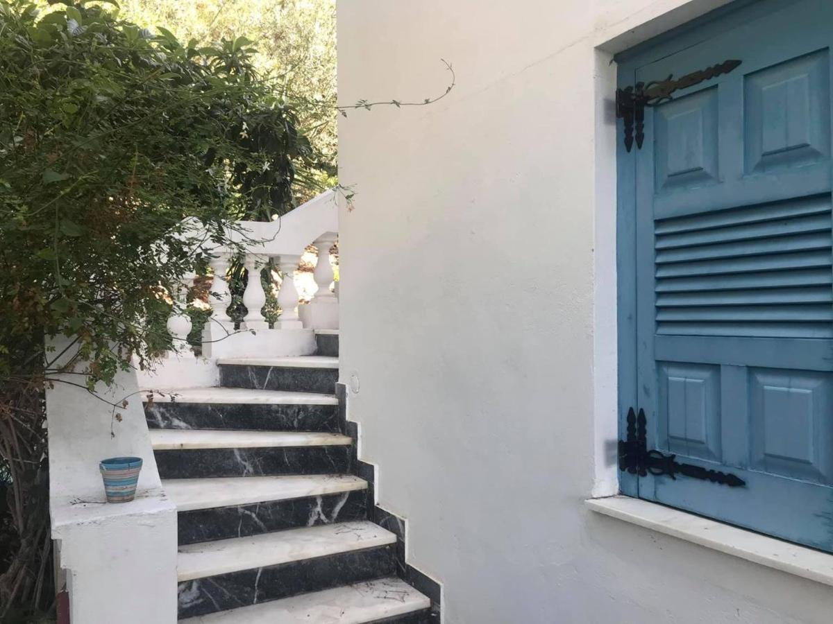 Villa Loula Apartment II Poros Town Exterior photo
