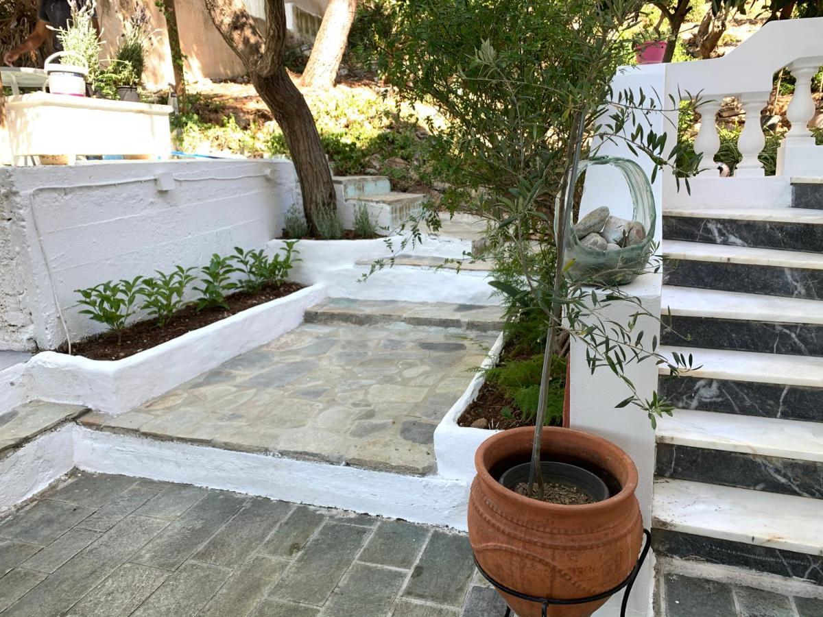 Villa Loula Apartment II Poros Town Exterior photo